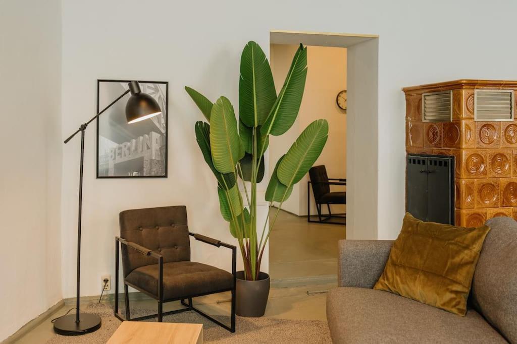 Appartement New 130m², Lounge Room, Im Herzen Berlins